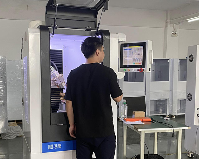 享刻玉石五軸雕刻機